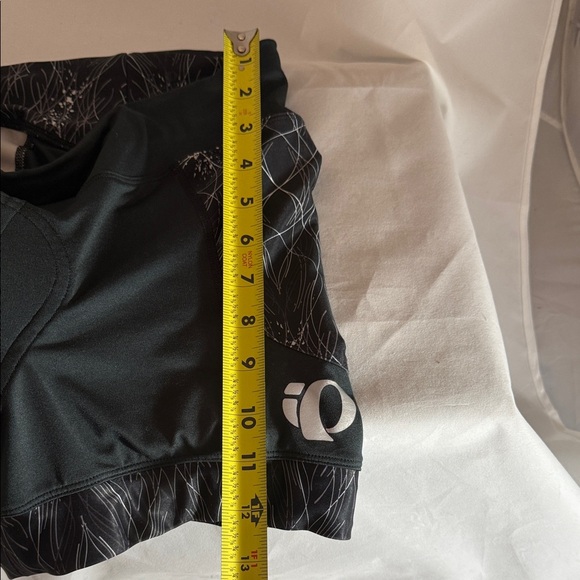 Pearl Izumi Black Patterned Bike Shorts - Picture 7 of 8